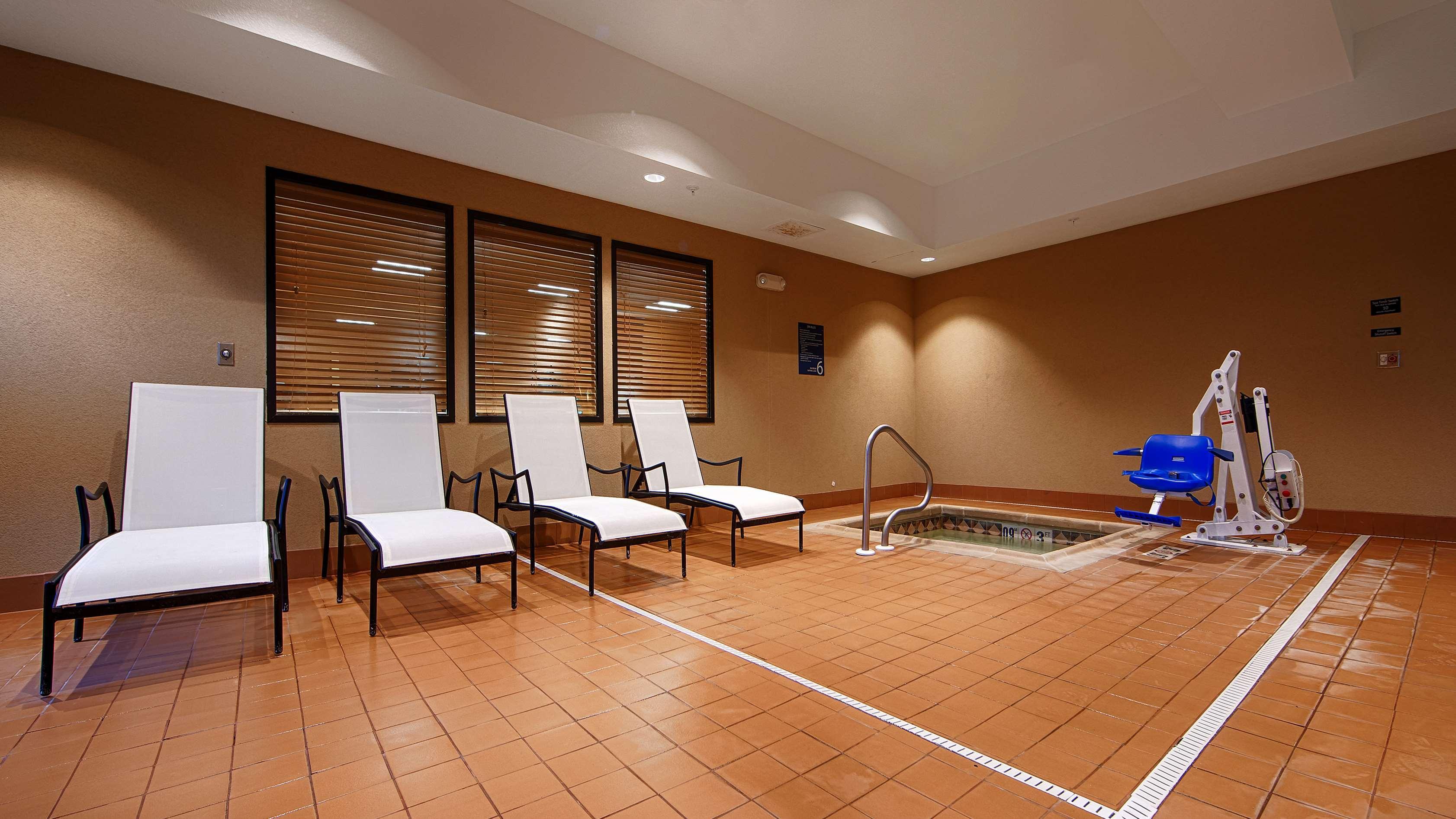 Best Western Plus Hiawatha Hotel Exterior foto